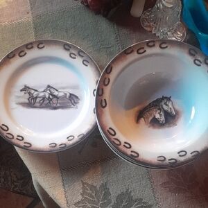 Montana Silver Smith Lifestyles, Horse Design Salad Plates And Bowls